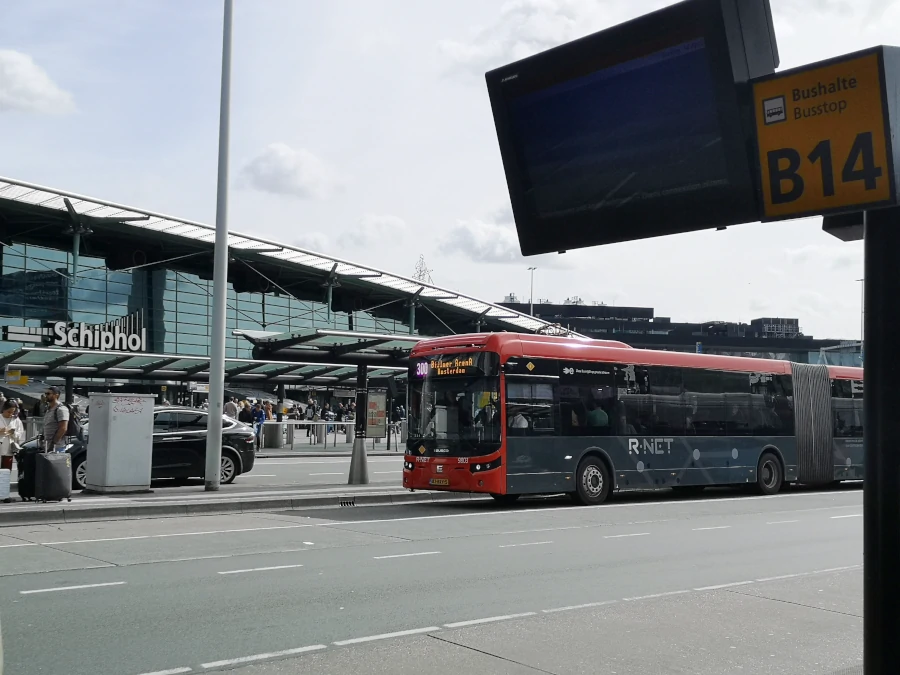 Bus Amsterdam Airport